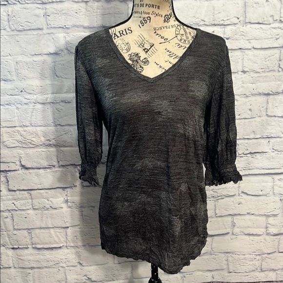 David Cline Crushed Top NWT Smocked Sleeves V-neck Size Small Black/Gray - Picture 2 of 11